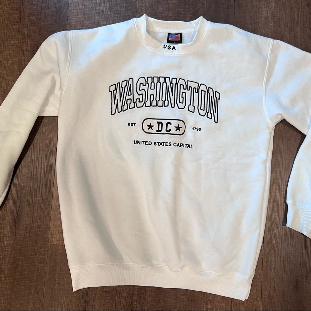 Washington DC United States Capital Womens Crew Neck  Sweatshirt, USA Size Large